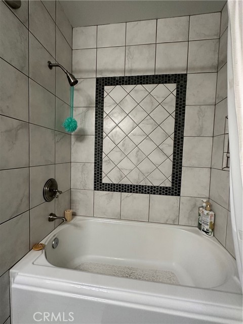 Detail Gallery Image 21 of 43 For 12203 Santa Gertrudes Ave #11,  La Mirada,  CA 90638 - 4 Beds | 2/1 Baths