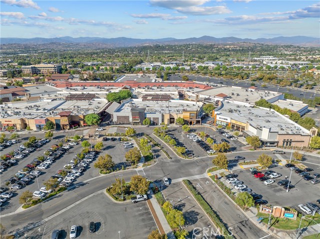 Detail Gallery Image 33 of 35 For 23933 Del Monte Dr #19,  Valencia,  CA 91355 - 2 Beds | 2 Baths