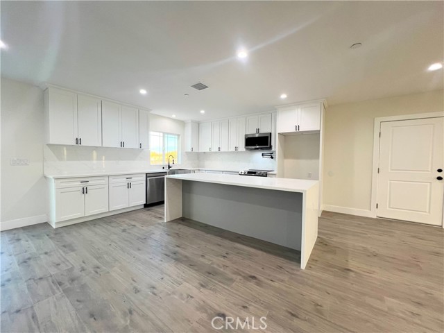 Detail Gallery Image 20 of 58 For 9737 East Avenue Q-4, Sun Village,  CA 93543 - 4 Beds | 3 Baths