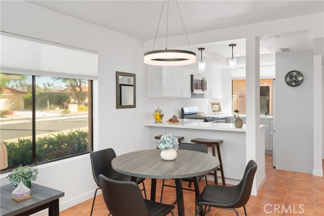 Detail Gallery Image 9 of 39 For 1 Valencia Dr, Rancho Mirage,  CA 92270 - 1 Beds | 1/1 Baths