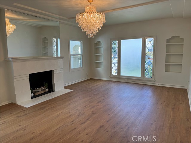 Detail Gallery Image 6 of 27 For 211 S Arnaz Dr, Beverly Hills,  CA 90211 - 3 Beds | 2 Baths