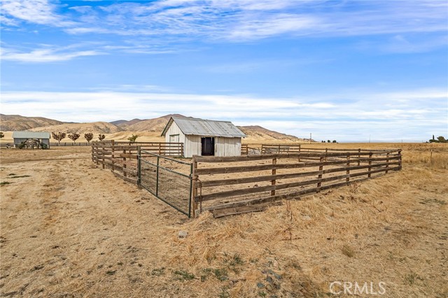 Detail Gallery Image 43 of 72 For 4100 County Road 306, Orland,  CA 95963 - 4 Beds | 2/1 Baths