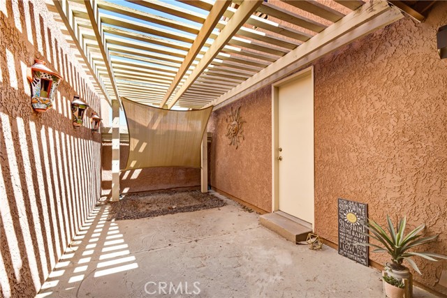 42297 Sultan Avenue, Palm Desert CA: https://media.crmls.org/medias/7e0ff57d-5801-4ca2-a164-f7051fb86c7e.jpg