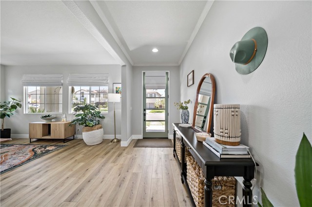 Detail Gallery Image 13 of 75 For 30291 Laruns St, Murrieta,  CA 92563 - 5 Beds | 3/1 Baths