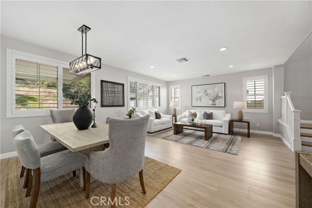 Detail Gallery Image 11 of 63 For 27775 Bottle Brush Way, Murrieta,  CA 92562 - 5 Beds | 3 Baths