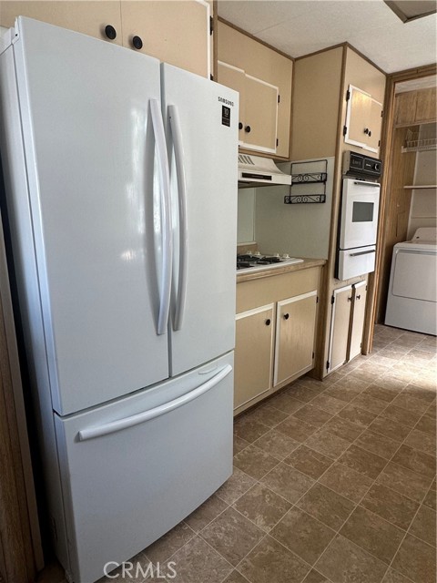 Detail Gallery Image 9 of 18 For 701 Montara Rd #113,  Barstow,  CA 92311 - 2 Beds | 2 Baths