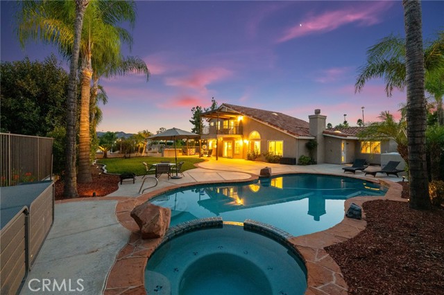 29474 Longhorn Drive, Canyon Lake CA: https://media.crmls.org/medias/7e11e5b9-c85d-4c94-b96f-19c8c0d83348.jpg
