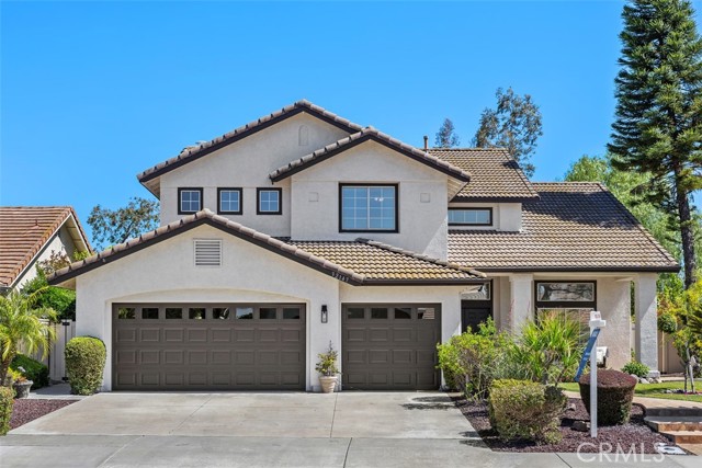 Detail Gallery Image 4 of 39 For 32147 Corte Florecita, Temecula,  CA 92592 - 5 Beds | 3 Baths