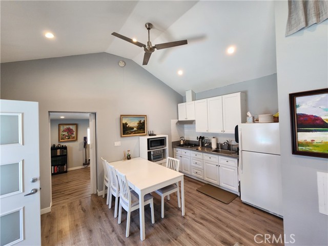 Detail Gallery Image 8 of 30 For 1332 Winchester Ave a,  Glendale,  CA 91201 - 1 Beds | 1 Baths