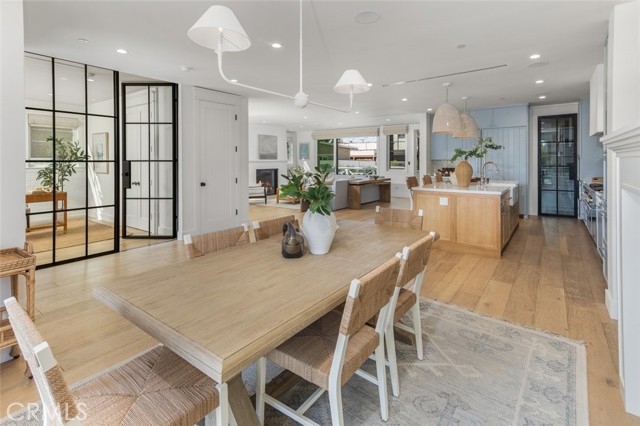 Detail Gallery Image 9 of 75 For 153 Granada Ave, Long Beach,  CA 90803 - 5 Beds | 4 Baths