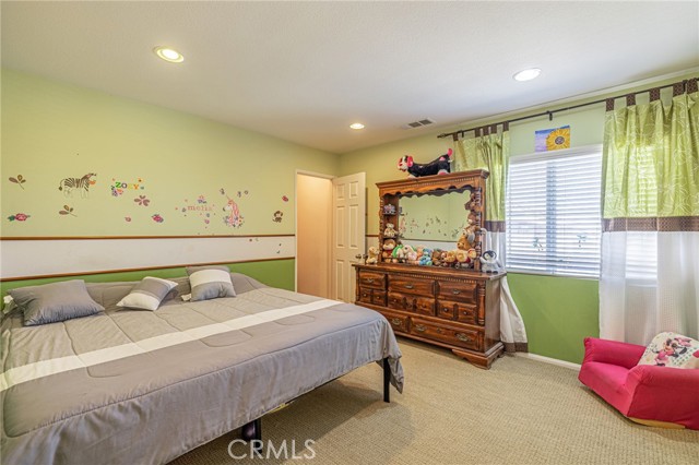 37137 Firethorn Street, Palmdale CA: https://media.crmls.org/medias/7e13ded1-b900-4d3a-ba30-11a3f5fea99f.jpg
