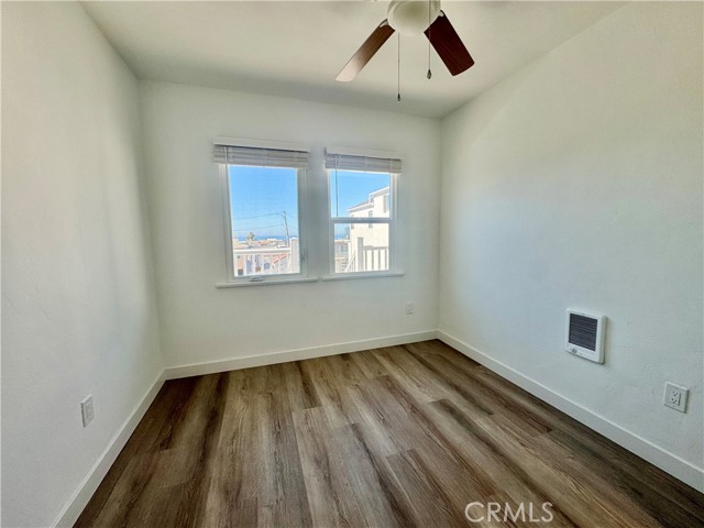 Detail Gallery Image 9 of 12 For 908 Manhattan Ave #D,  Hermosa Beach,  CA 90254 - 1 Beds | 1 Baths