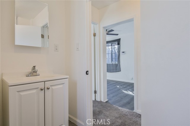 9621 Laurel, Los Angeles CA: https://media.crmls.org/medias/7e1499fb-d060-4067-b454-1028015520f4.jpg