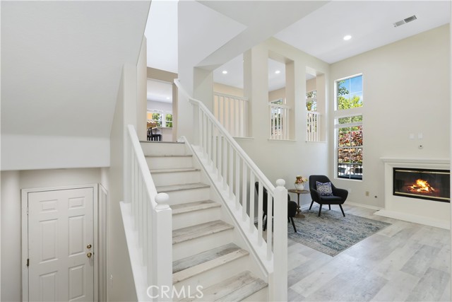 Detail Gallery Image 4 of 45 For 36 Chula Vista #109,  Irvine,  CA 92602 - 3 Beds | 2/1 Baths