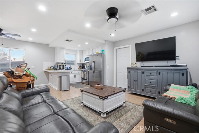 Detail Gallery Image 32 of 32 For 11179 Pala, Jurupa Valley,  CA 91752 - 5 Beds | 4 Baths