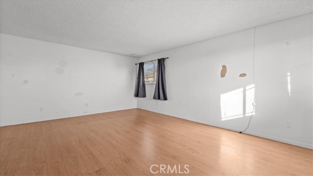 Detail Gallery Image 11 of 33 For 3451 Rainbow, Highland,  CA 92346 - 2 Beds | 1 Baths