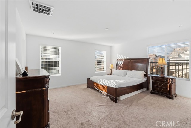 Detail Gallery Image 11 of 35 For 15185 Ridge, Fontana,  CA 92336 - 4 Beds | 3/1 Baths