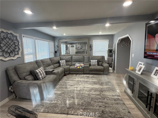 Detail Gallery Image 7 of 29 For 4086 Acacia Ave, Norco,  CA 92860 - 4 Beds | 1 Baths