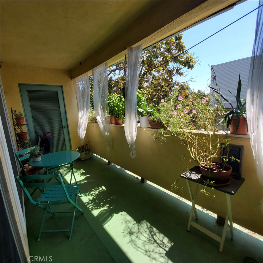 MLS #SR25102078 img 4