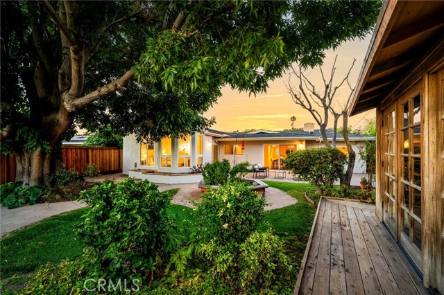 3273 Indiana Ave, Costa Mesa CA: https://media.crmls.org/medias/7e1765eb-1033-48ee-8e8f-339512542f77.jpg