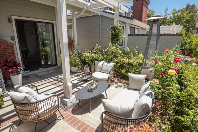 Beautiful, Sunny, Private patio