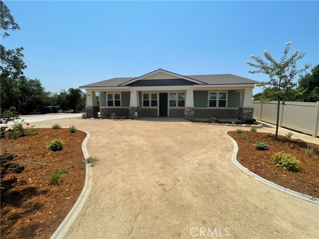 Detail Gallery Image 1 of 16 For 27045 Citrus Ave, Redlands,  CA 92374 - 3 Beds | 2 Baths
