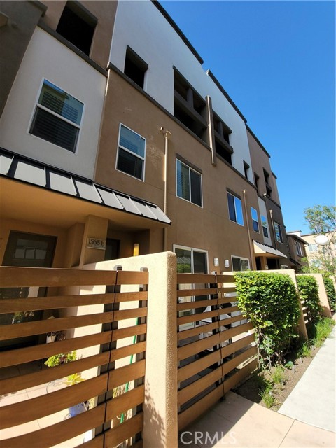 Front Image Thumbnail for CRWS26026787