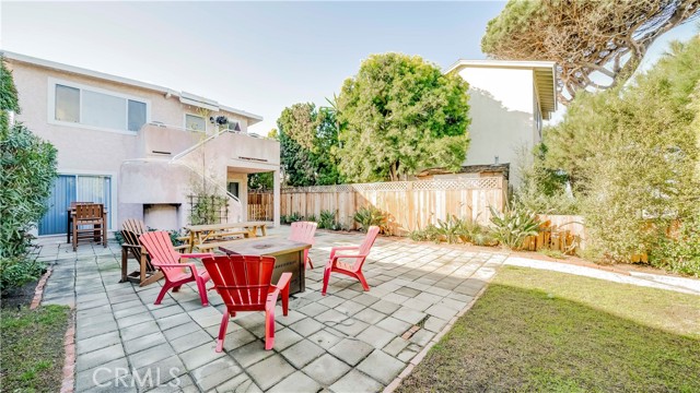400 17th Street, Manhattan Beach, California 90266, 4 Bedrooms Bedrooms, ,2 BathroomsBathrooms,Residential,Sold,17th,SB21119391