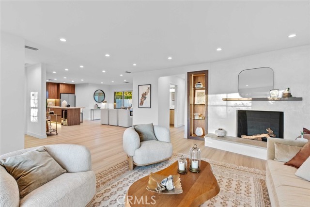 Front Image Thumbnail for CRGD26010801