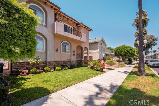 1407 S Catalina Avenue, Redondo Beach CA: https://media.crmls.org/medias/7e1ab21a-8cf4-470d-87c3-7ac828e198f7.jpg