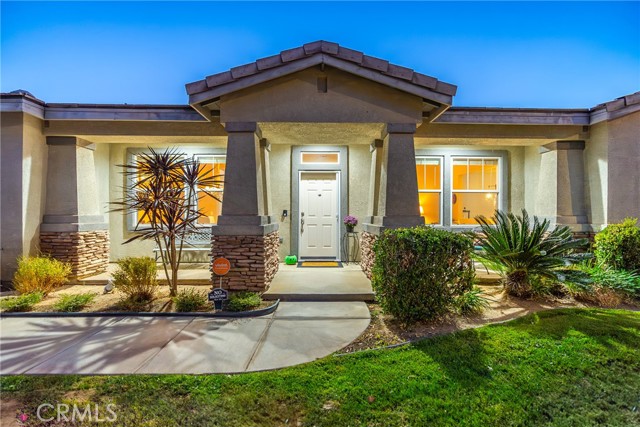 Detail Gallery Image 1 of 59 For 40651 Whitecliff Way, Palmdale,  CA 93551 - 5 Beds | 2/1 Baths