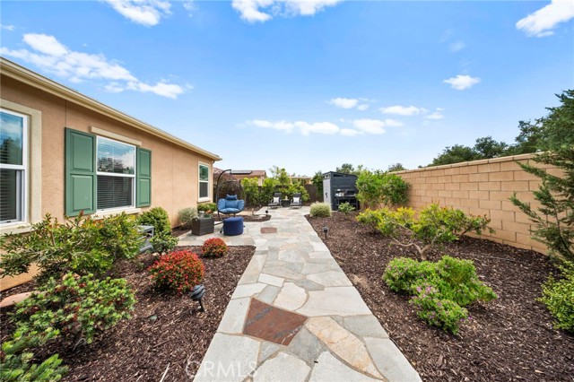 2569 Pasture Glen, Escondido CA: https://media.crmls.org/medias/7e1b2806-d3a1-425f-a1fb-4f80f27b9671.jpg