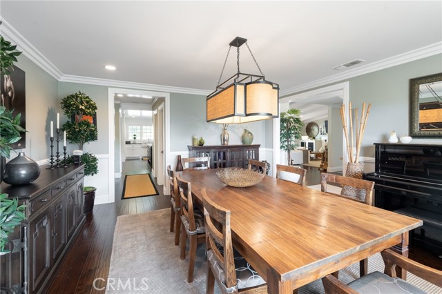 5433 Castle Knoll Road, La Canada Flintridge CA: https://media.crmls.org/medias/7e1bed1f-1cf6-4ac1-8b14-cd37d219bcdd.jpg