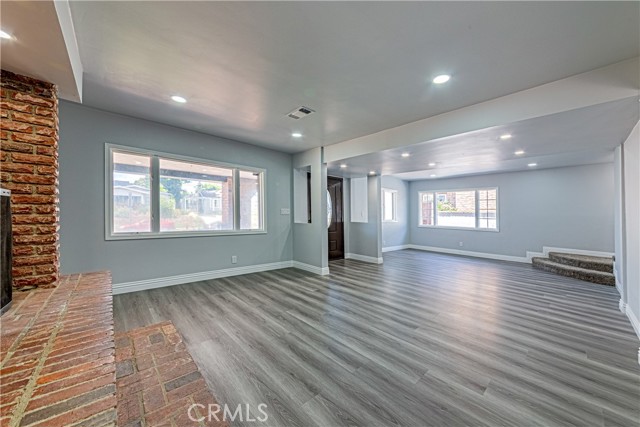 5334 S Victoria Avenue, Los Angeles CA: https://media.crmls.org/medias/7e1c63ca-9538-46ed-986c-d131706561ff.jpg