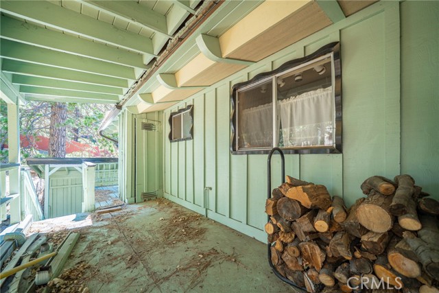 Detail Gallery Image 20 of 27 For 31776 Panorama Dr, Running Springs,  CA 92382 - 4 Beds | 2 Baths