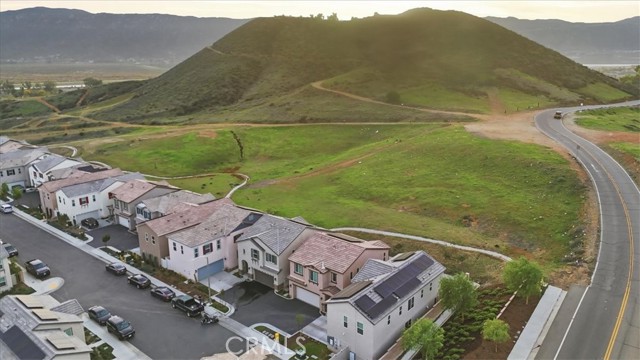 Detail Gallery Image 49 of 52 For 556 Enzo St, Lake Elsinore,  CA 92530 - 3 Beds | 2/1 Baths