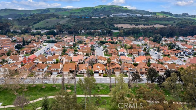 54 Falcon Ridge Drive, Pomona CA: https://media.crmls.org/medias/7e1e257b-84ee-48b6-9a0f-f0a13a37554a.jpg