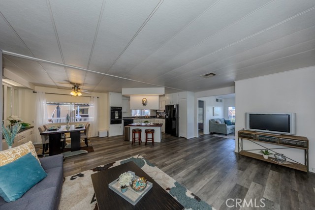 2851 Rolling Hills Drive, Fullerton CA: https://media.crmls.org/medias/7e1eb3a9-9c02-4f4c-b97f-70d33687019a.jpg