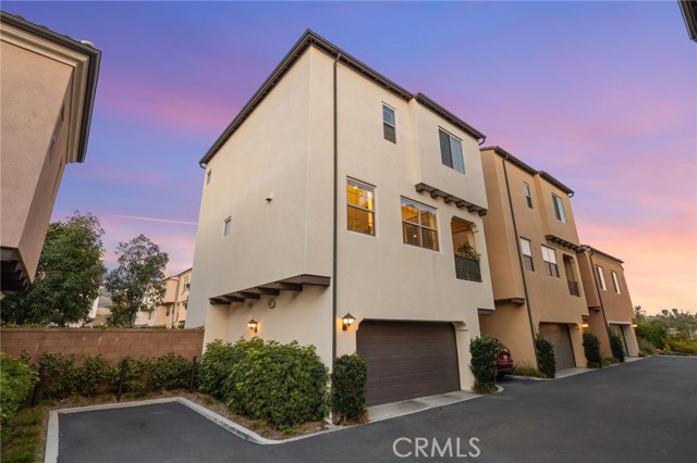 Detail Gallery Image 4 of 52 For 214 Elkhorn, Irvine,  CA 92618 - 3 Beds | 3/1 Baths