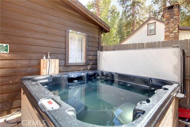 986 Cameron Drive, Big Bear Lake, California 92315, 4 Bedrooms Bedrooms, ,1 BathroomBathrooms,Residential,For Sale,986 Cameron Drive,CRPW23007807