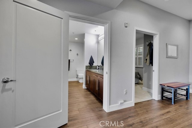 Image 40 of 75 For 300 4th Street 214