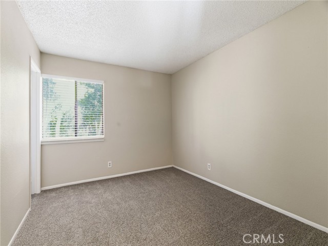 Detail Gallery Image 25 of 40 For 19745 Lull St, Winnetka,  CA 91306 - 4 Beds | 3 Baths