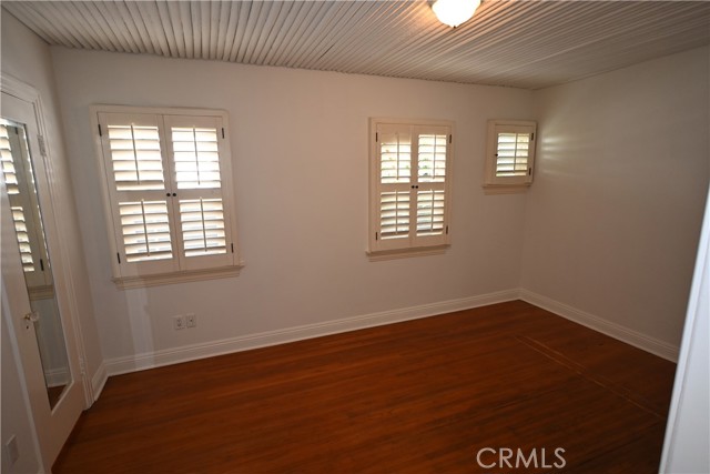 Detail Gallery Image 11 of 23 For 162 Glendora Ave., Long Beach,  CA 90803 - 2 Beds | 2 Baths