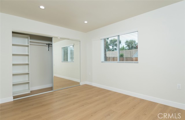 Detail Gallery Image 9 of 14 For 4625 La Crescenta Ave a,  La Crescenta,  CA 91214 - 1 Beds | 1 Baths