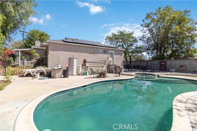 Detail Gallery Image 39 of 53 For 10457 Variel Ave, Chatsworth,  CA 91311 - 6 Beds | 5 Baths