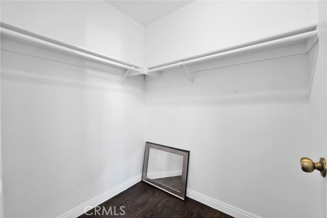 12951 Royal Palm Cir, Chino CA: https://media.crmls.org/medias/7e258c3b-0f71-436f-a32d-9e40fef7b959.jpg