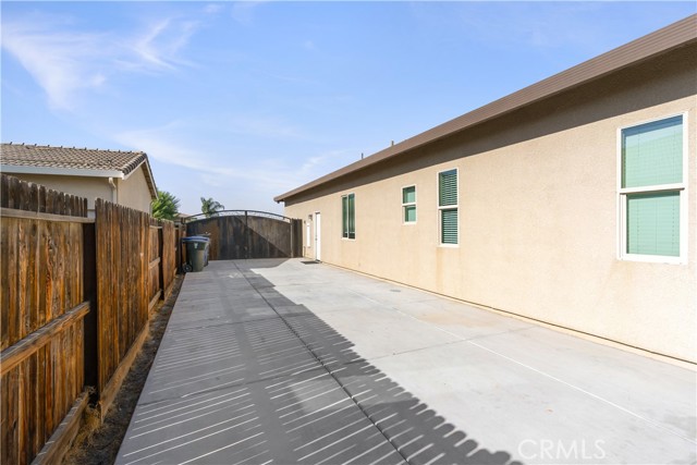 Detail Gallery Image 43 of 43 For 9119 Claro De Luna Dr, Bakersfield,  CA 93314 - 4 Beds | 2/1 Baths
