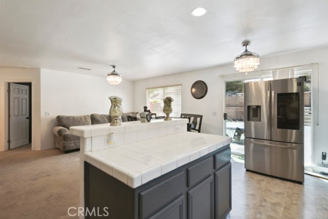 Detail Gallery Image 8 of 33 For 29483 Rock Point Dr, Lake Elsinore,  CA 92530 - 5 Beds | 3 Baths
