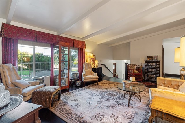 5266 Bluff Street, Norco CA: https://media.crmls.org/medias/7e294970-b599-4aa3-b677-d000e41a7864.jpg