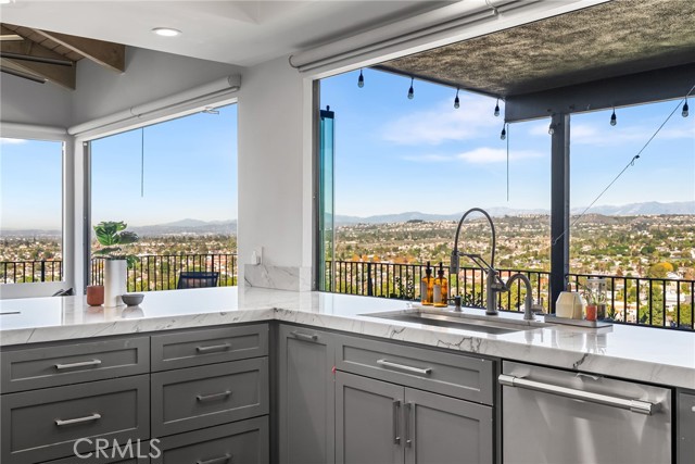 Detail Gallery Image 15 of 57 For 12348 Circula Panorama, North Tustin,  CA 92705 - 5 Beds | 3 Baths
